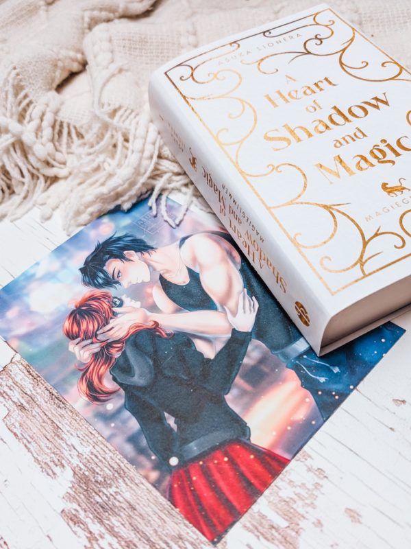 Print "Super Hero" | A Heart of Shadow and Magic | Asuka Lionera | book illustration | A5 | Book Lover Gift | Book Merch | Book Artprint – Bild 4